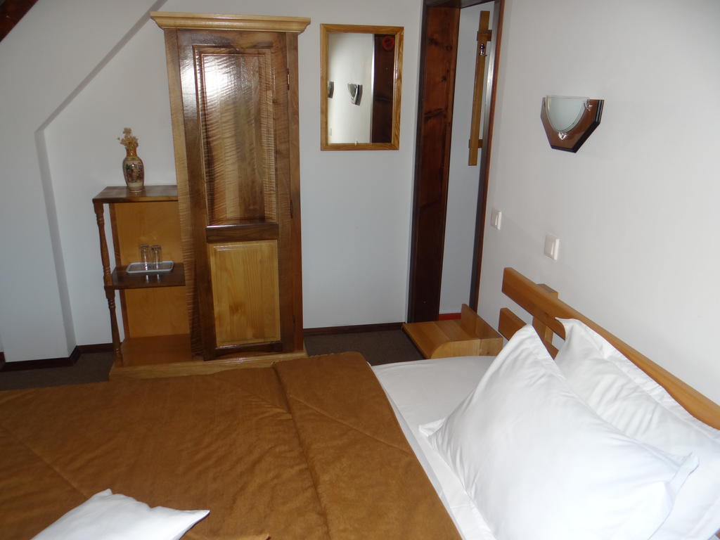 Belvedere Corbeni Room photo